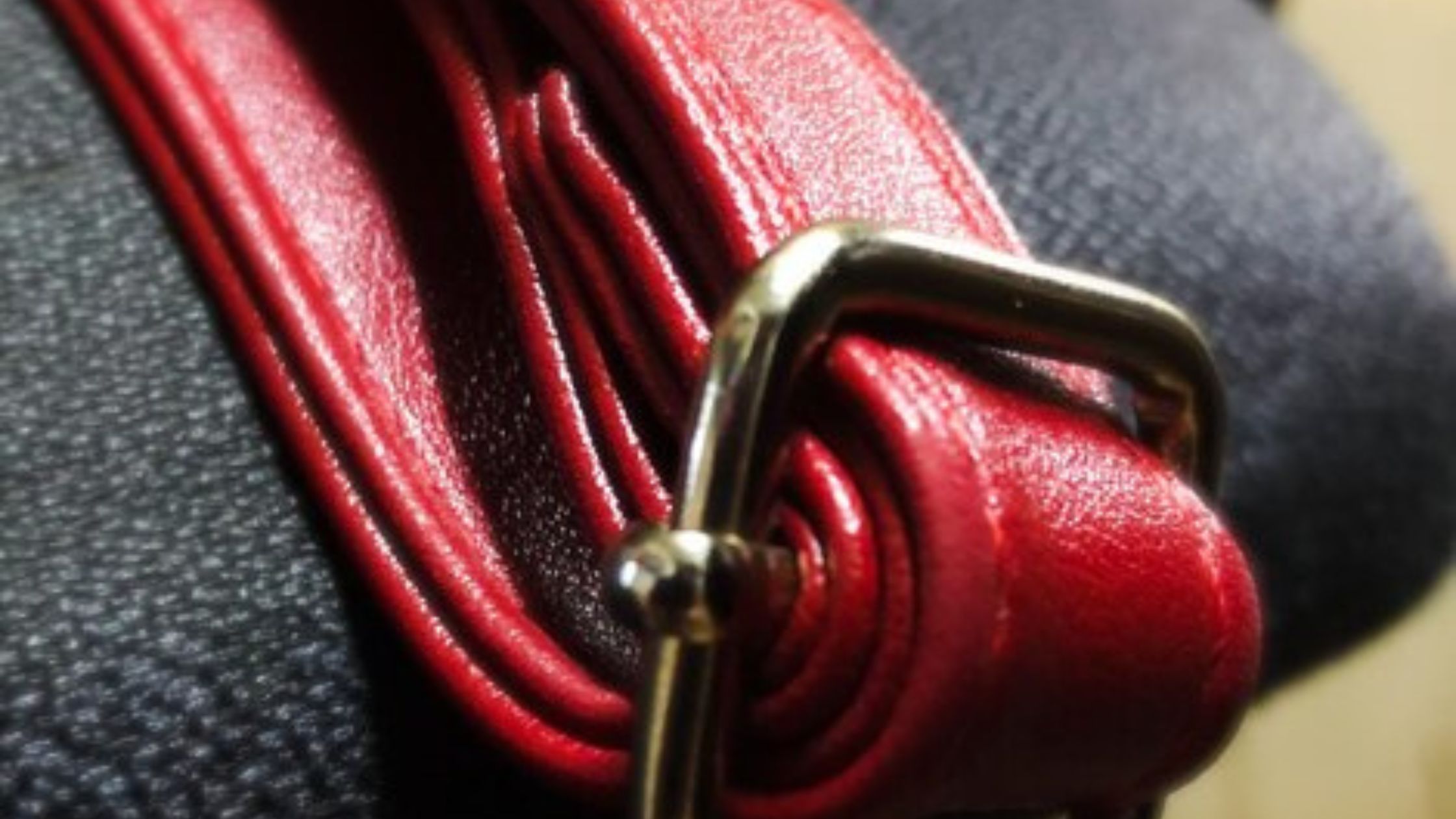 Buy Premium Leather Guitar Slings